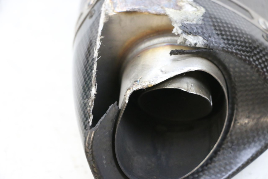 photo de ESCAPE YAMAHA MT-07 MT07 ABS 700 (2018 - 2020) - Primer plano técnico