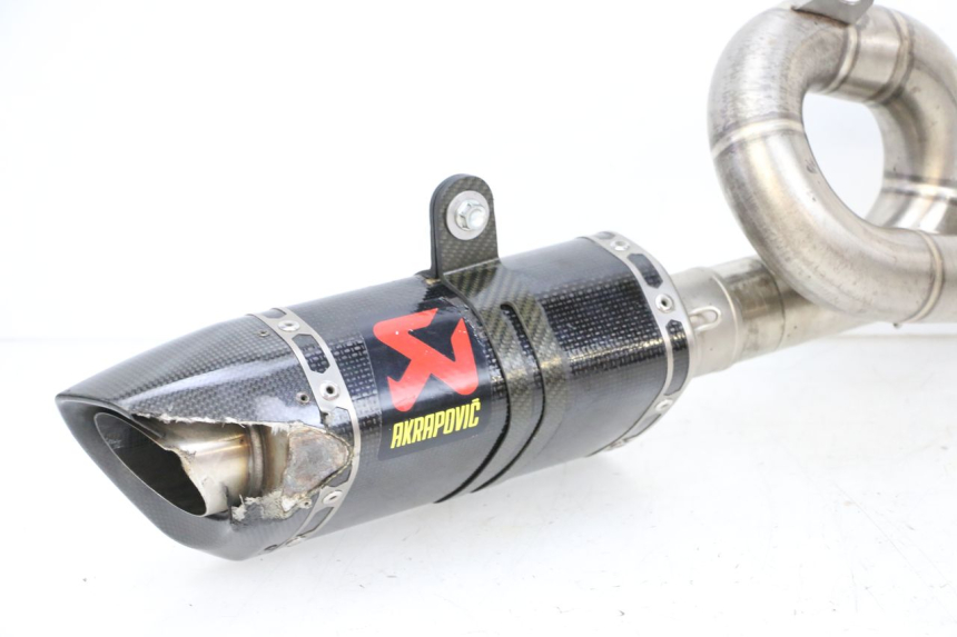 photo de ESCAPE YAMAHA MT-07 MT07 ABS 700 (2018 - 2020) - Primer plano técnico