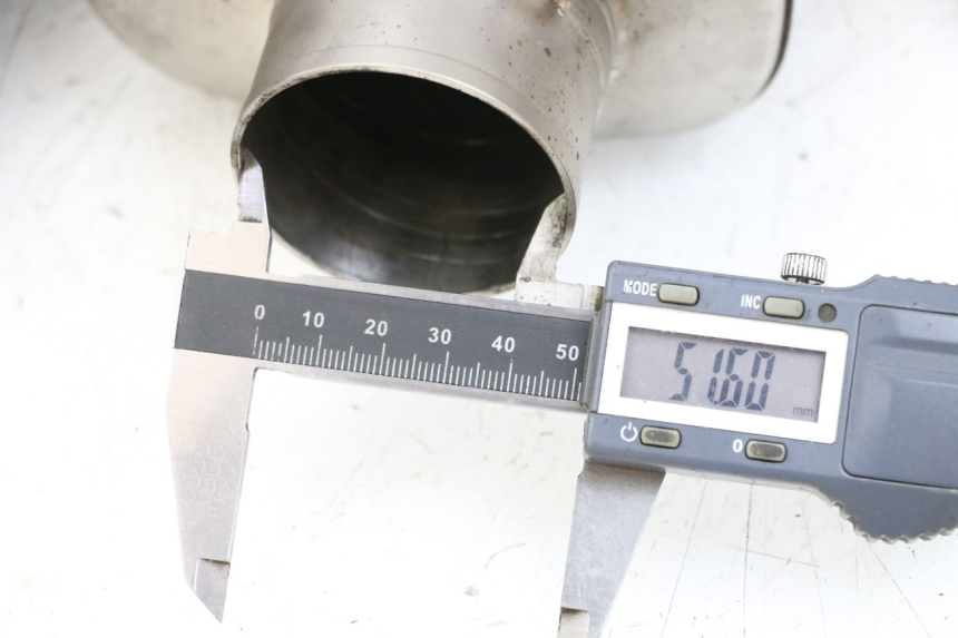 photo de ESCAPE YAMAHA MT-07 MT07 ABS 700 (2018 - 2020) - Estado de la superficie y material