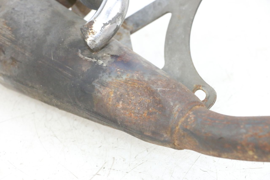 photo de ESCAPE PIAGGIO NEW TYPHOON 50 (2018 - 2021) - Detalle de la pieza