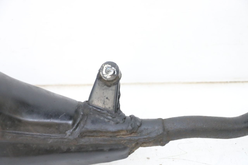 photo de ESCAPE HONDA NSR R 125 (1994 - 2003) - Detalles de los puntos de fijación