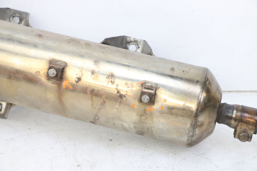 photo de ESCAPE PEUGEOT SATELIS 125 (2013 - 2018) - Detalle de la pieza