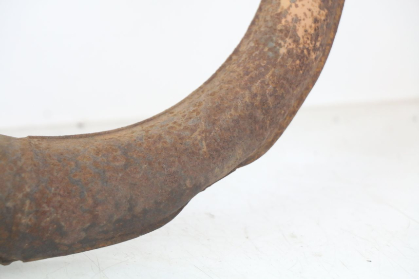 photo de ESCAPE MBK STUNT NAKED 50 (2004 - 2018) - Enfoque en la estructura