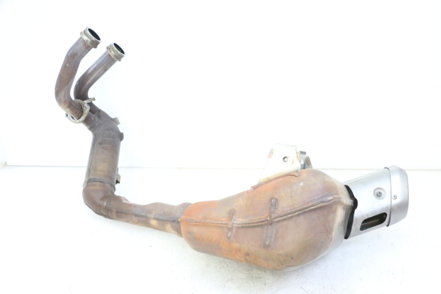 photo de ESCAPE YAMAHA TRACER 7 700 (2020 - 2024) - Zoom sobre los componentes