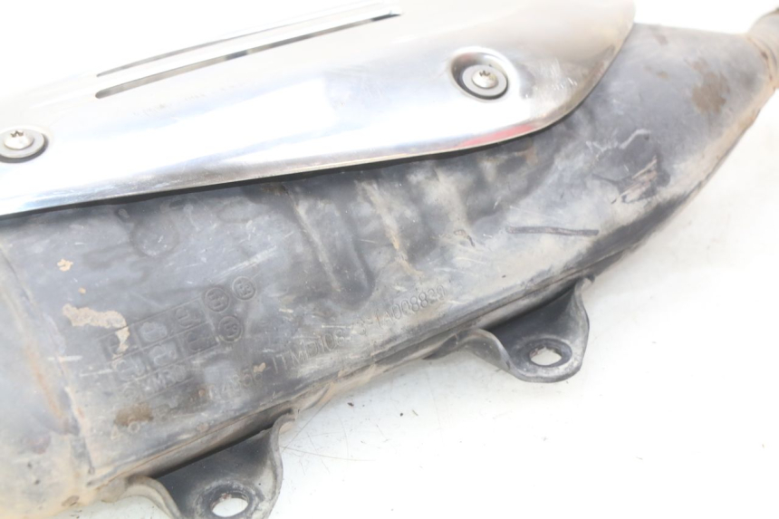 photo de ESCAPE PIAGGIO VESPA GTS IGET ABS 125 (2017 - 2023)