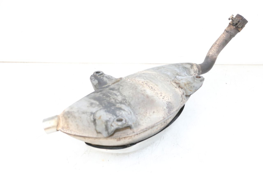 photo de ESCAPE PIAGGIO VESPA GTS SUPER IE 125 (2009 - 2016) - Otra perspectiva