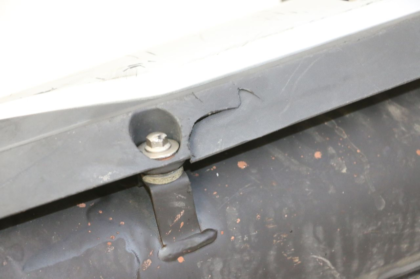 photo de ESCAPE PEUGEOT VIVACITY NEW 4T 50 (2008 - 2017)