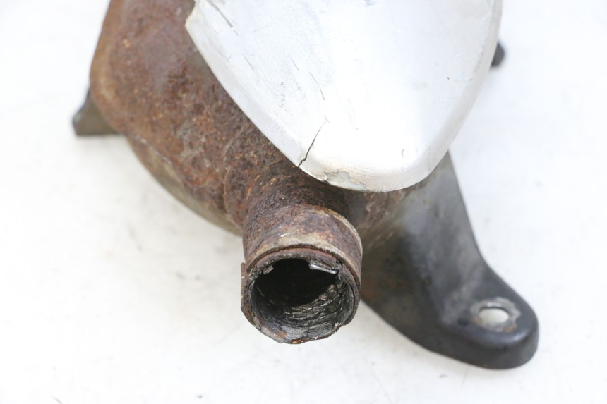 photo de ESCAPE PIAGGIO X8 125 (2004 - 2007) - Detalles de los puntos de fijación