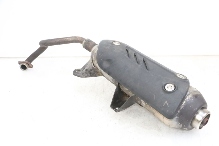 photo de ESCAPE PIAGGIO XEVO - X EVO 125 (2007 - 2016) - Otra vista del artículo