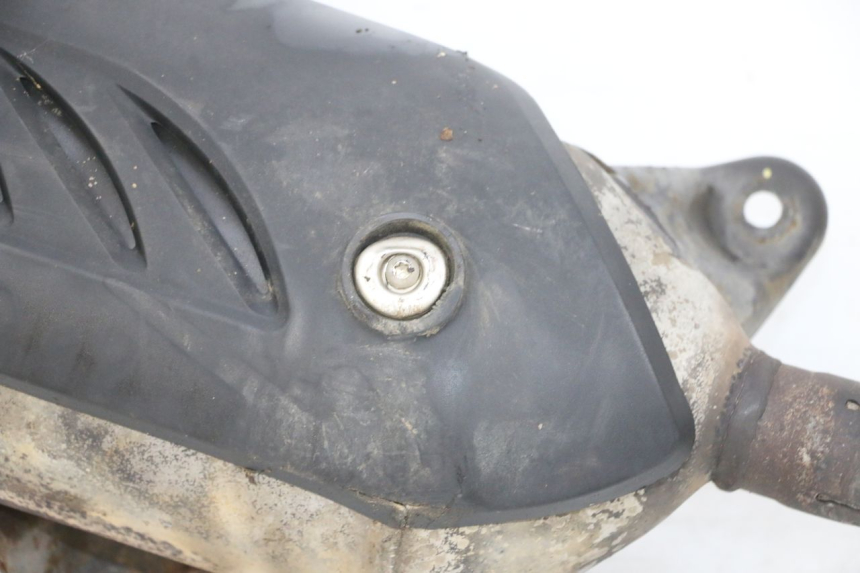 photo de ESCAPE PIAGGIO XEVO - X EVO 125 (2007 - 2016) - Primer plano de alta resolución