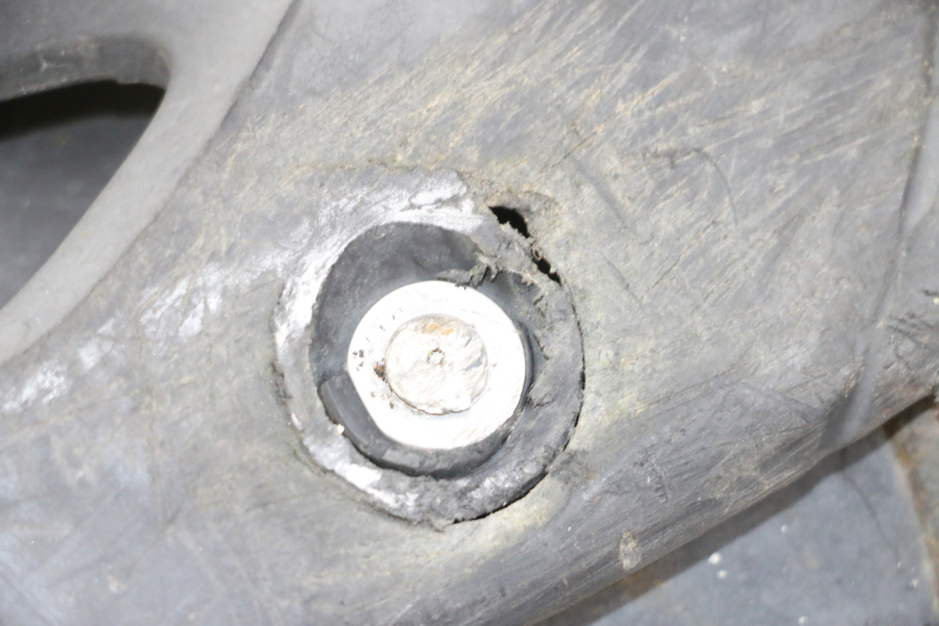 photo de ESCAPE PIAGGIO ZIP 4T 50 (2018 - 2020) - Zoom calidad de ocasión