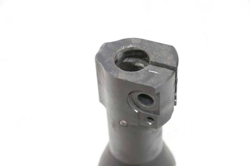 photo de POTENCIA MANILLAR MBK BOOSTER SPIRIT NAKED 50 (2004 - 2017) - Primer plano técnico