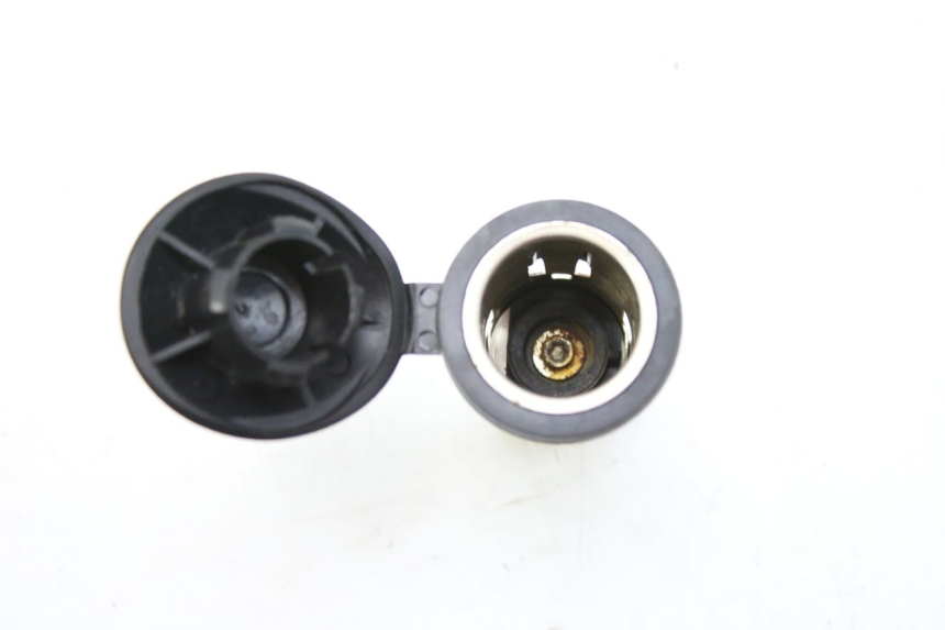 photo de TOMA DE ENCENDEDOR PEUGEOT CITYSTAR 125 (2011 - 2017)