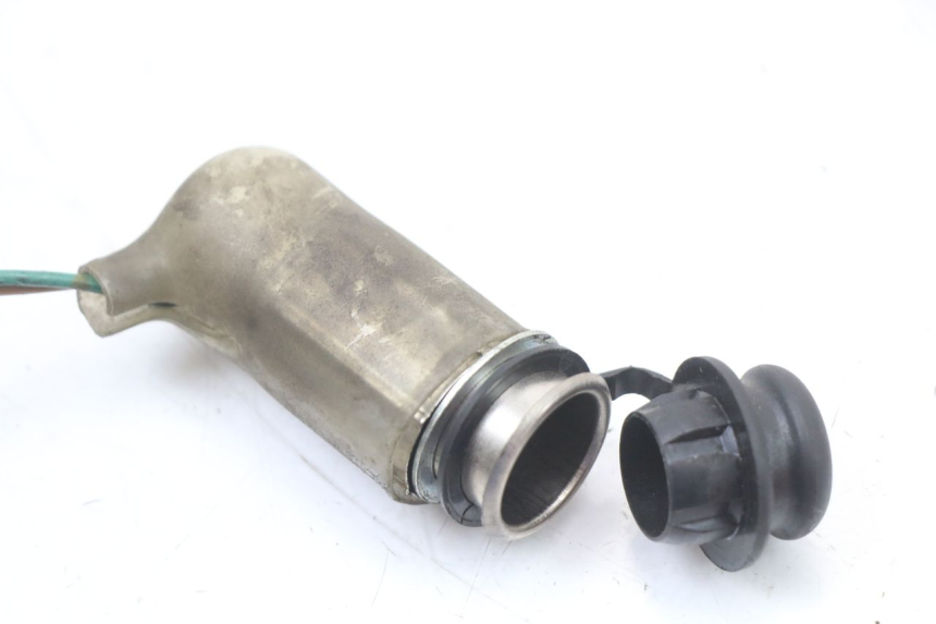 photo de TOMA MECHERO HONDA FJS SILVER WING SILVERWING 400 (2005 - 2008)