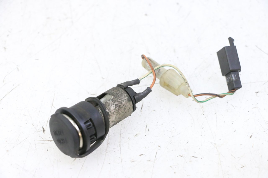 photo de TOMA MECHERO KYMCO GRAND DINK 125 (2002 - 2007)