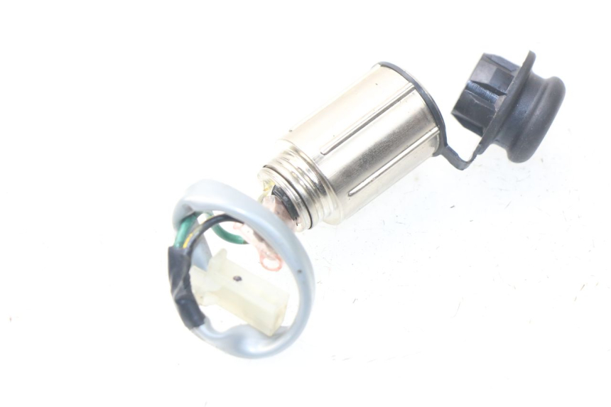 photo de TOMA MECHERO HONDA INTEGRA NC D 750 (2016 - 2018)