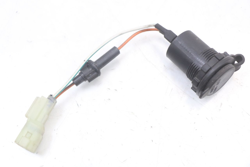 photo de Toma de encendedor KYMCO DINK STREET ABS 125 (2011 - 2018)