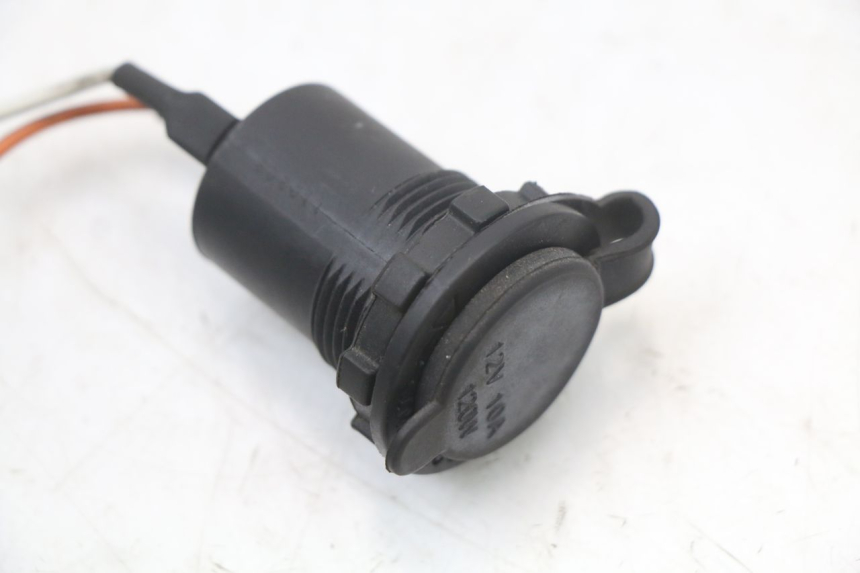 photo de Toma de encendedor KYMCO DINK STREET ABS 125 (2011 - 2018)
