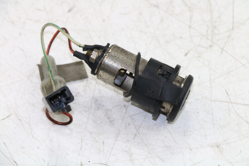 photo de TOMA MECHERO KYMCO GRAND DINK 125 (2002 - 2007)