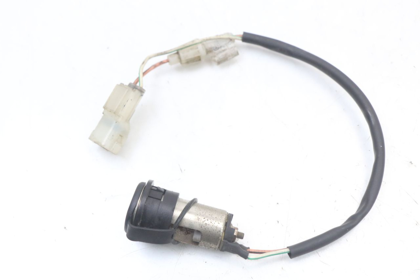 photo de Toma de encendedor KYMCO XCITING 250 (2006 - 2009)