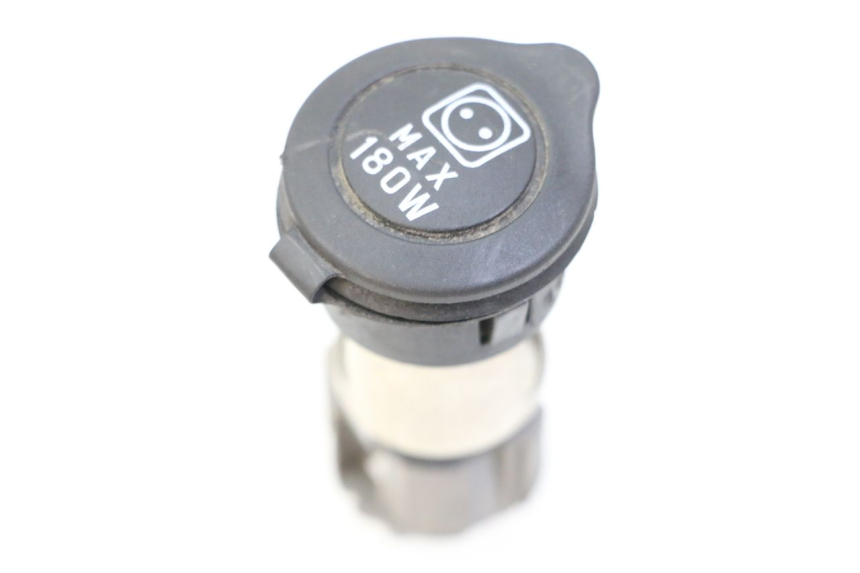 photo de TOMA MECHERO PIAGGIO MP3 500 (2014 - 2016)