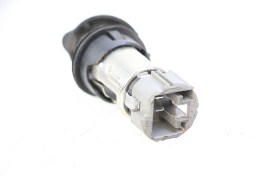 photo de TOMA MECHERO PIAGGIO MP3 500 (2014 - 2016)