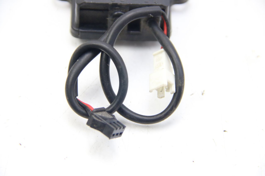 photo de TOMA DE ENCENDEDOR RED ELECTRIC RED E PRO 1 (2017 - 2019)