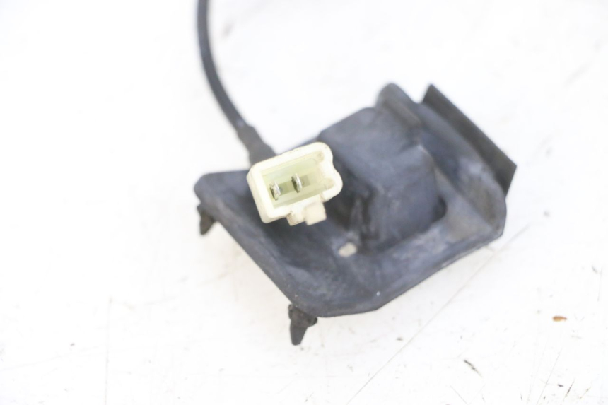 photo de TOMA MECHERO PEUGEOT SPEEDFIGHT 4 4T EFI 50 (2021 - 2025) - Otra perspectiva