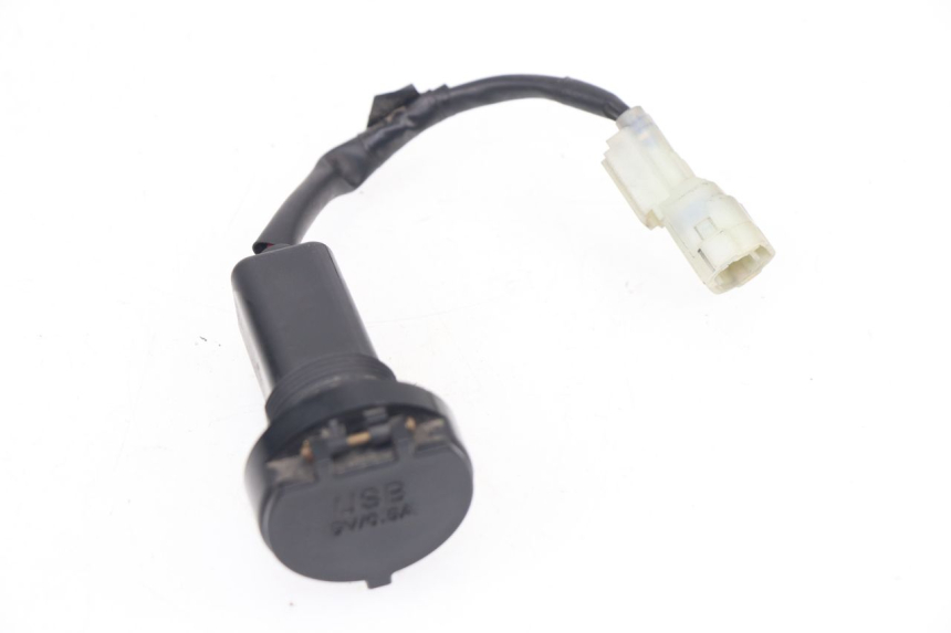 photo de TOMA MECHERO SYM MAXSYM I 400 (2011 - 2016)