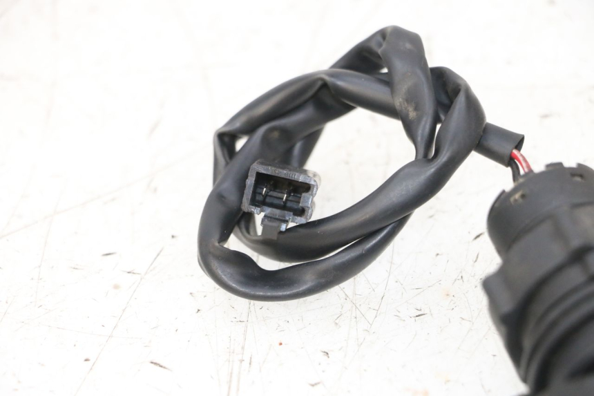 photo de TOMA MECHERO NECO TEMPO 4T 50 (2022 - 2026) - Detalles de los puntos de fijación