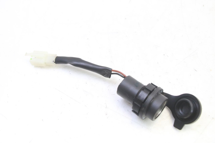 photo de TOMA MECHERO YAMAHA XMAX X-MAX 125 (2021 - 2025)