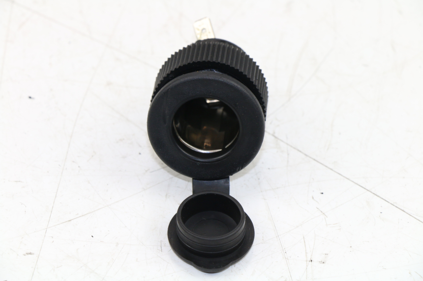 photo de TOMA MECHERO YAMAHA XP T-MAX ABS 500 (2009 - 2011)