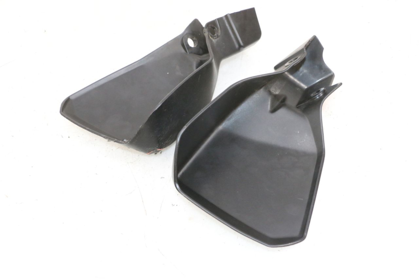 photo de PARAMANOS SUZUKI DL V STROM 1000 (2002 - 2007) - Detalle de la pieza