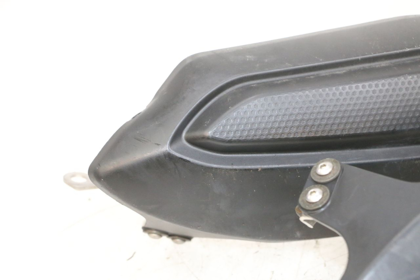 photo de PARAMANOS YAMAHA TDM ABS 900 (2002 - 2014) - Detalle de la pieza