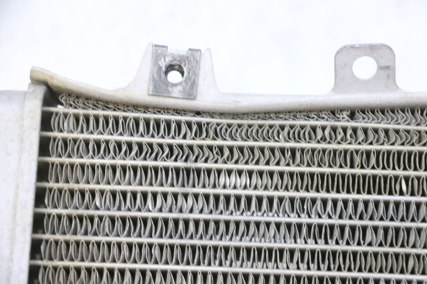 photo de RADIADOR DERECHO KAWASAKI KXF KX-F 250 (2017 - 2019) - Otra vista del artículo