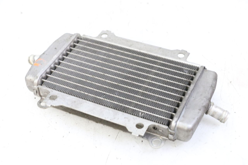 photo de RADIADOR DERECHO PIAGGIO VESPA GRANTURISMO 200 (2004 - 2005)