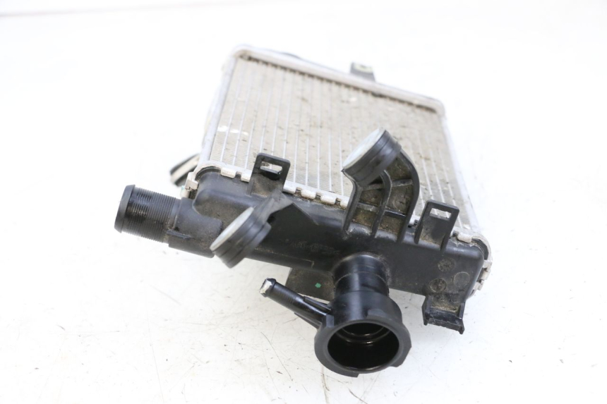 photo de RADIADOR DERECHO BMW R GS 1250 (2021 - 2024) - Vista general del producto