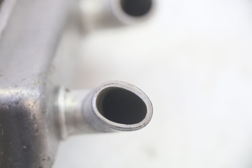 photo de RADIADOR PEUGEOT ELYSEO 125 (1999 - 2004) - Estado de la superficie y material