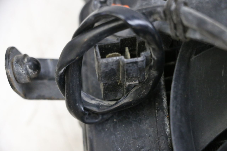 photo de RADIADOR YAMAHA FJR ABS 1300 (2006 - 2012) - Detalle de la pieza