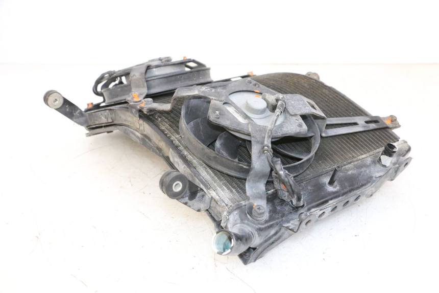 photo de RADIADOR YAMAHA FJR ABS 1300 (2006 - 2012) - Recambio usado revisado