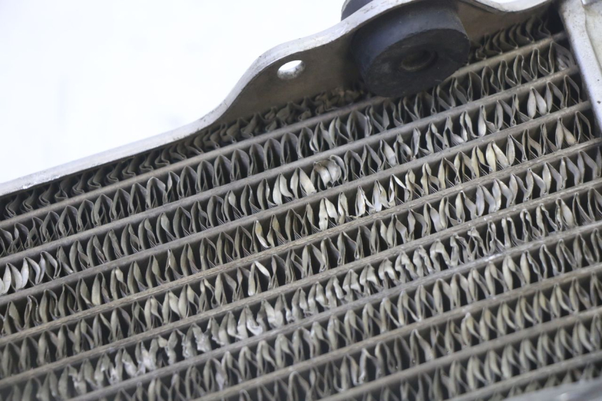 photo de RADIADOR IZQUIERDO  YAMAHA YZ 125 (1998 - 2005)