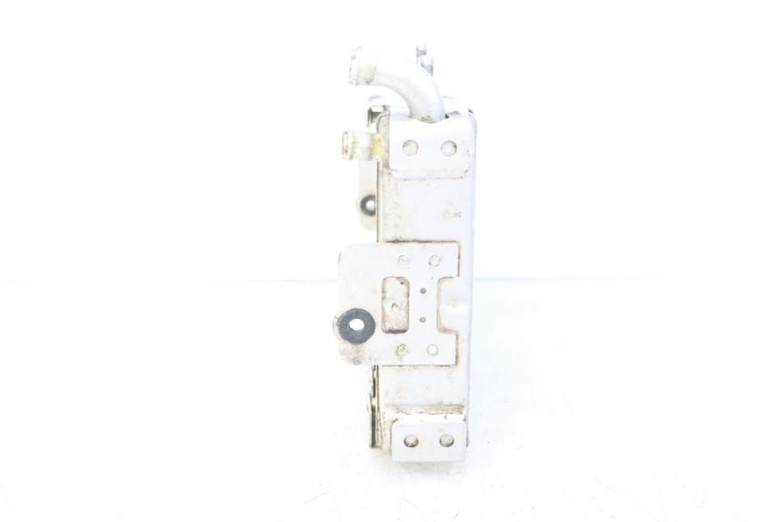 photo de RADIADOR  HYTRACK HY S 4X4 410 (2013 - 2016) - Detalles de los puntos de fijación