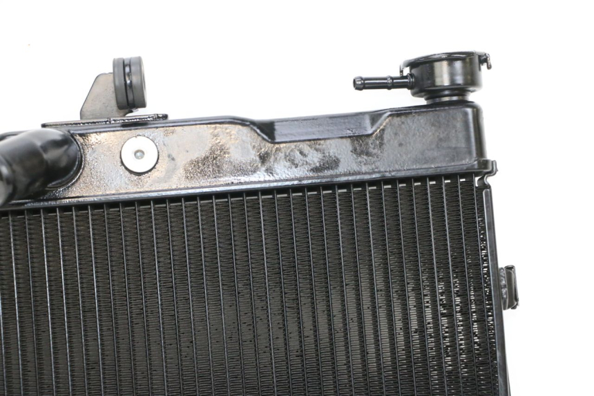 photo de RADIADOR  YAMAHA MT-07 MT07 ABS 700 (2018 - 2020) - Inspección visual detallada