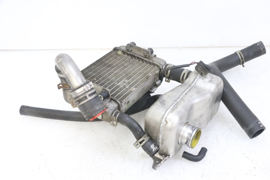 photo de RADIADOR PEUGEOT SATELIS COMPRESSOR K15 125 (2006 - 2009)