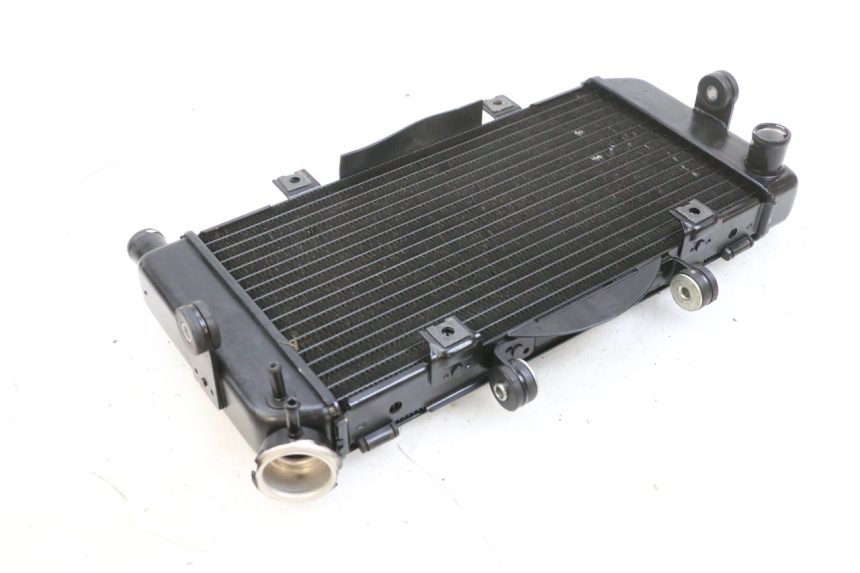 photo de RADIADOR  YAMAHA TDM ABS 900 (2002 - 2014) - Detalle de la pieza