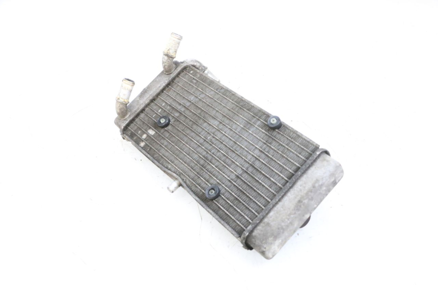 photo de RADIADOR YAMAHA X-MAX XMAX 125 (2010 - 2014) - Primer plano técnico