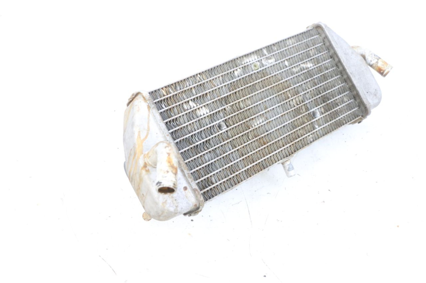 photo de RADIADOR YAMAHA XMAX X-MAX 125 (2006 - 2009) - Estado de la superficie y material