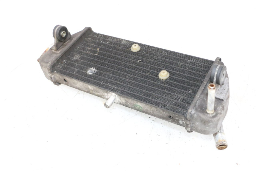 photo de RADIADOR YAMAHA XMAX X-MAX 125 (2006 - 2009) - Primer plano técnico