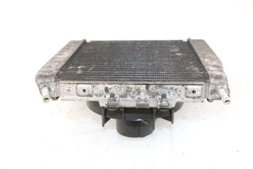 photo de RADIADOR  PIAGGIO X8 125 (2004 - 2007) - Primer plano técnico