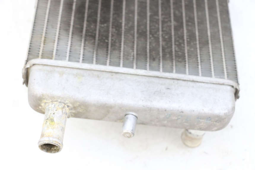 photo de RADIADOR YAMAHA YP MAJESTY 125 (2002 - 2006) - Zoom estado de uso